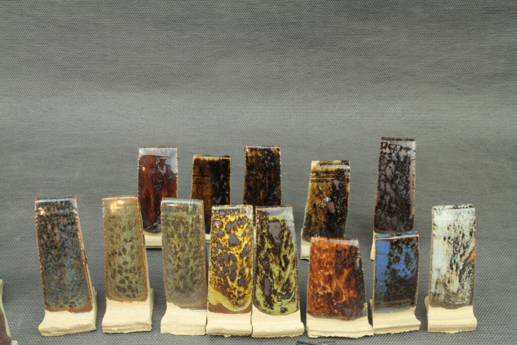 Superposition sur gouttes d'huile.